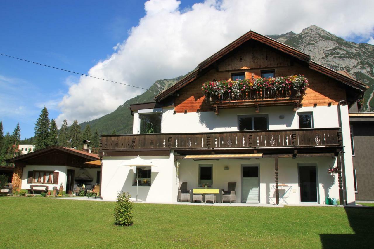 Ferienhaus Tannenblick Leutasch Kültér fotó